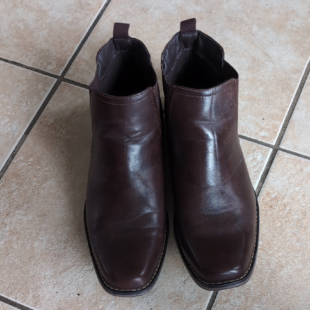 Perry Ellis Dark Brown Leather Slip-On Chukka Boots